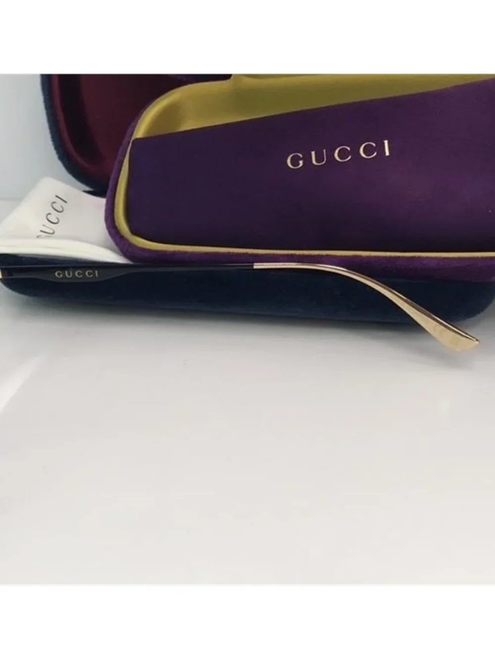 Gucci black 002